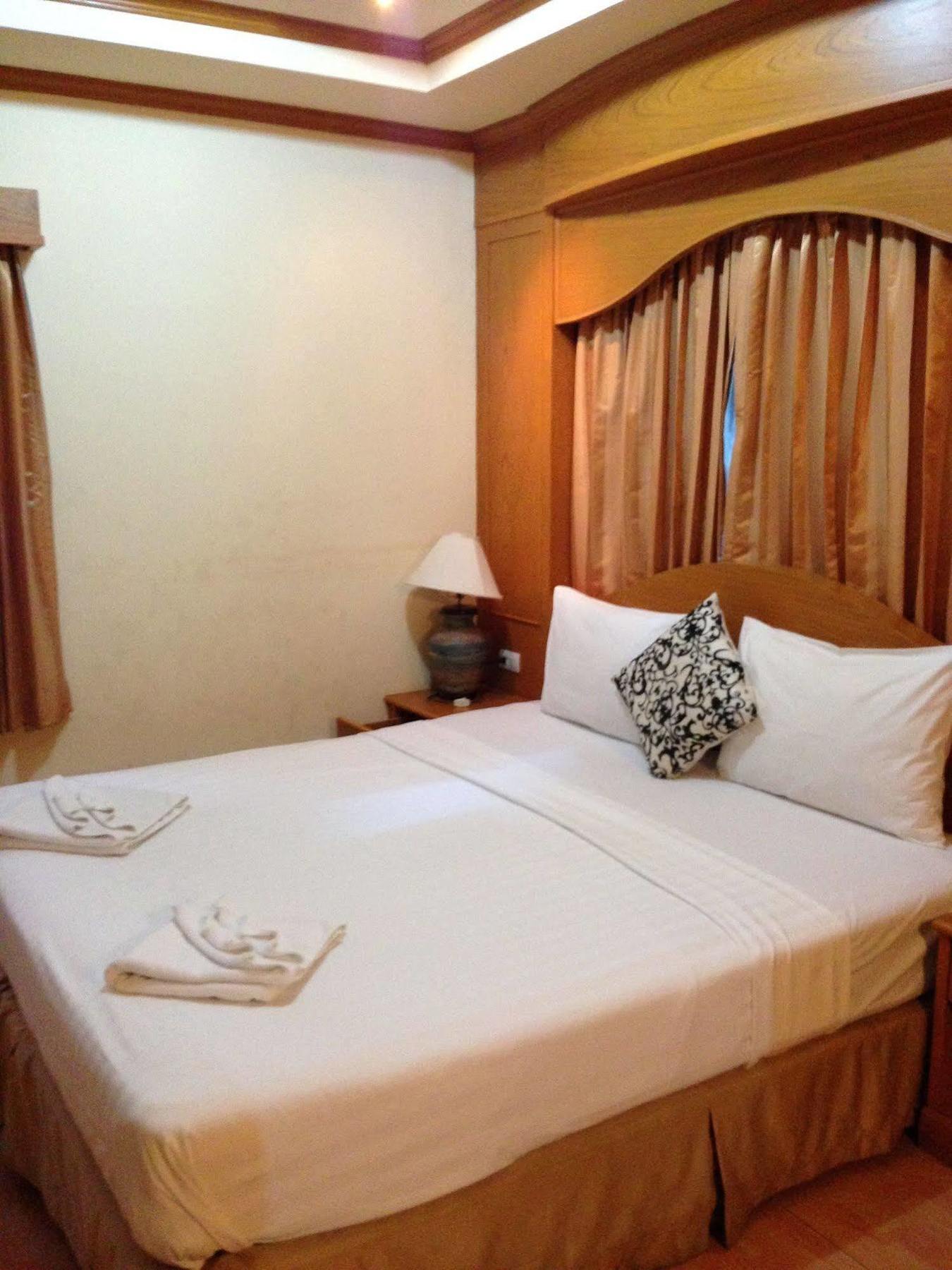 The House Patong Hotel Exterior photo
